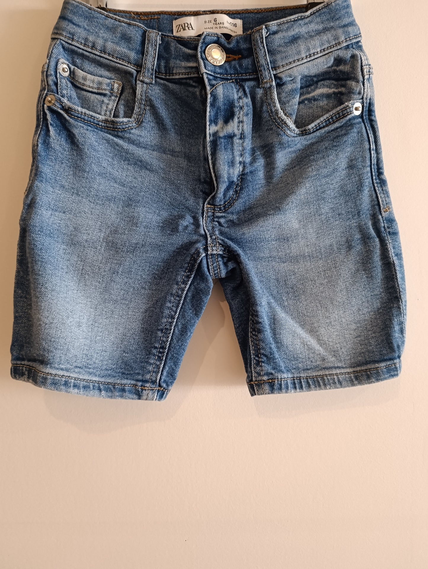 Short ZARA 6 ans