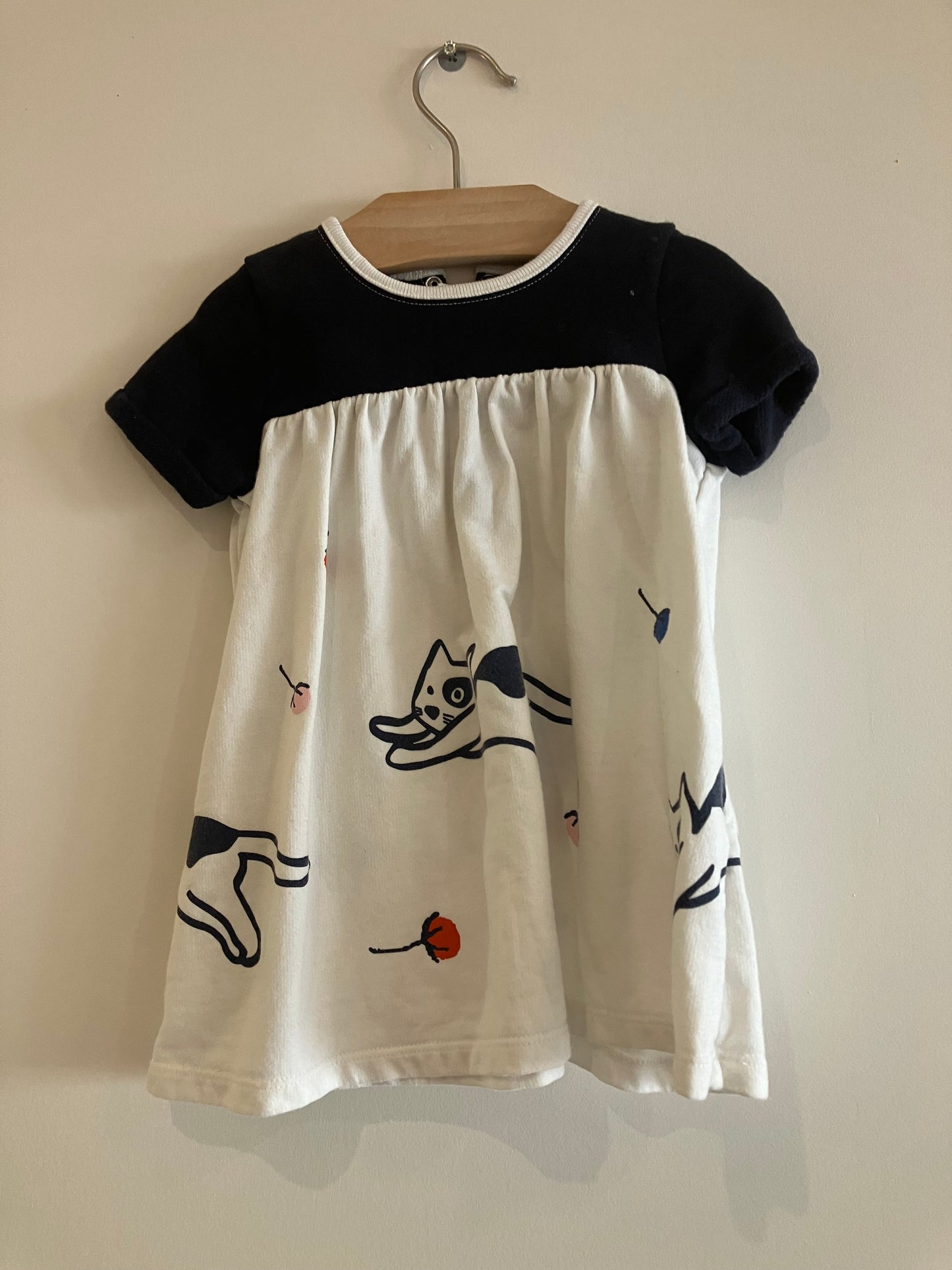 Robe PETIT BATEAU  12 mois